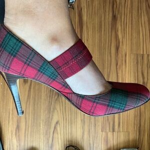 Ann Marino by Bettye Muller NWOT Size 9